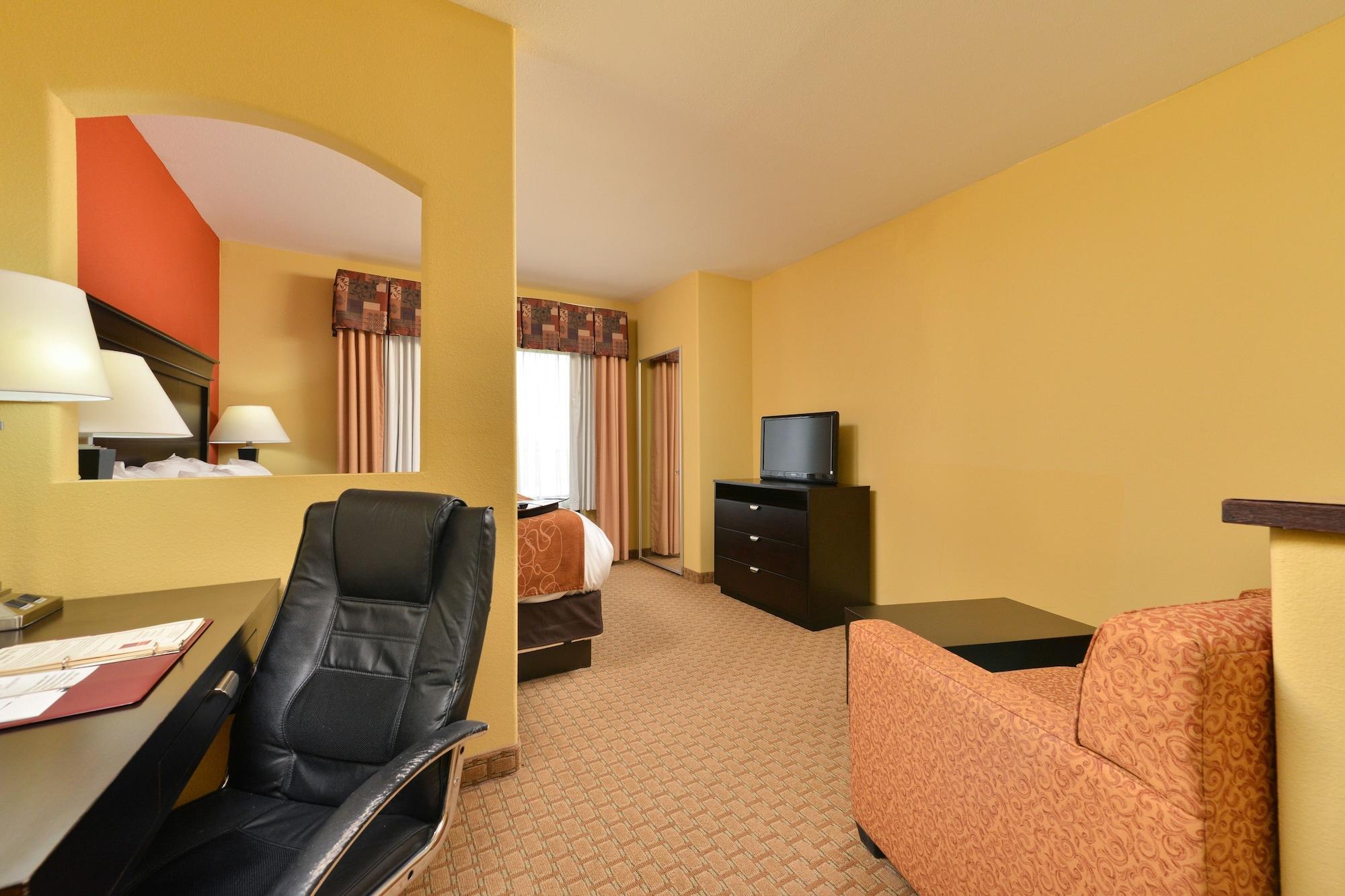 Comfort Suites Salina South Zewnętrze zdjęcie