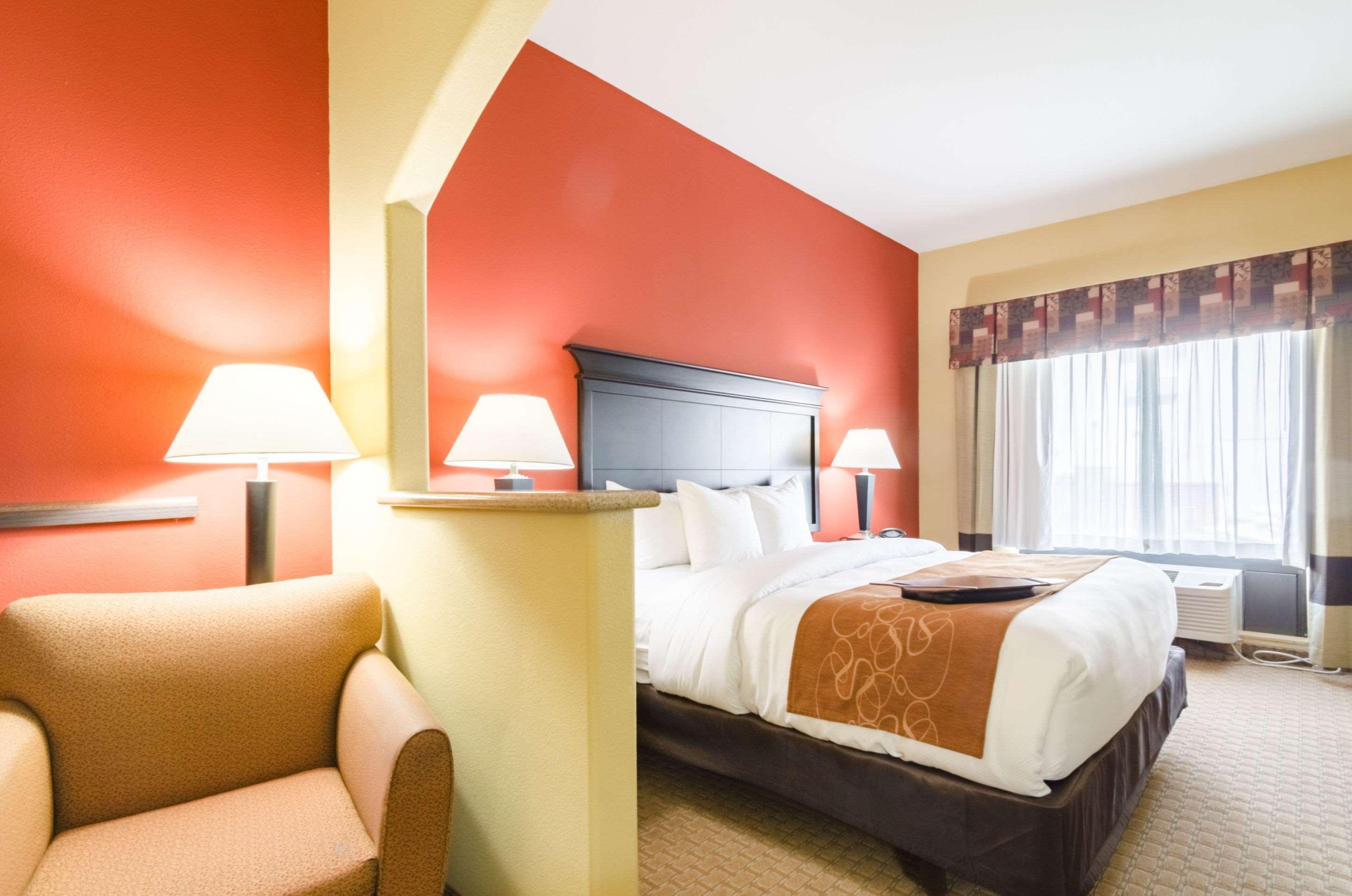 Comfort Suites Salina South Zewnętrze zdjęcie