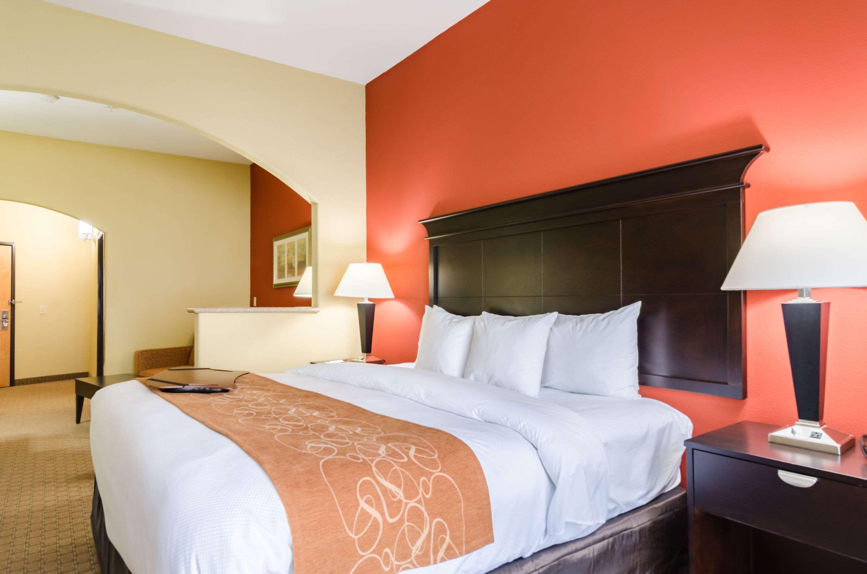Comfort Suites Salina South Zewnętrze zdjęcie