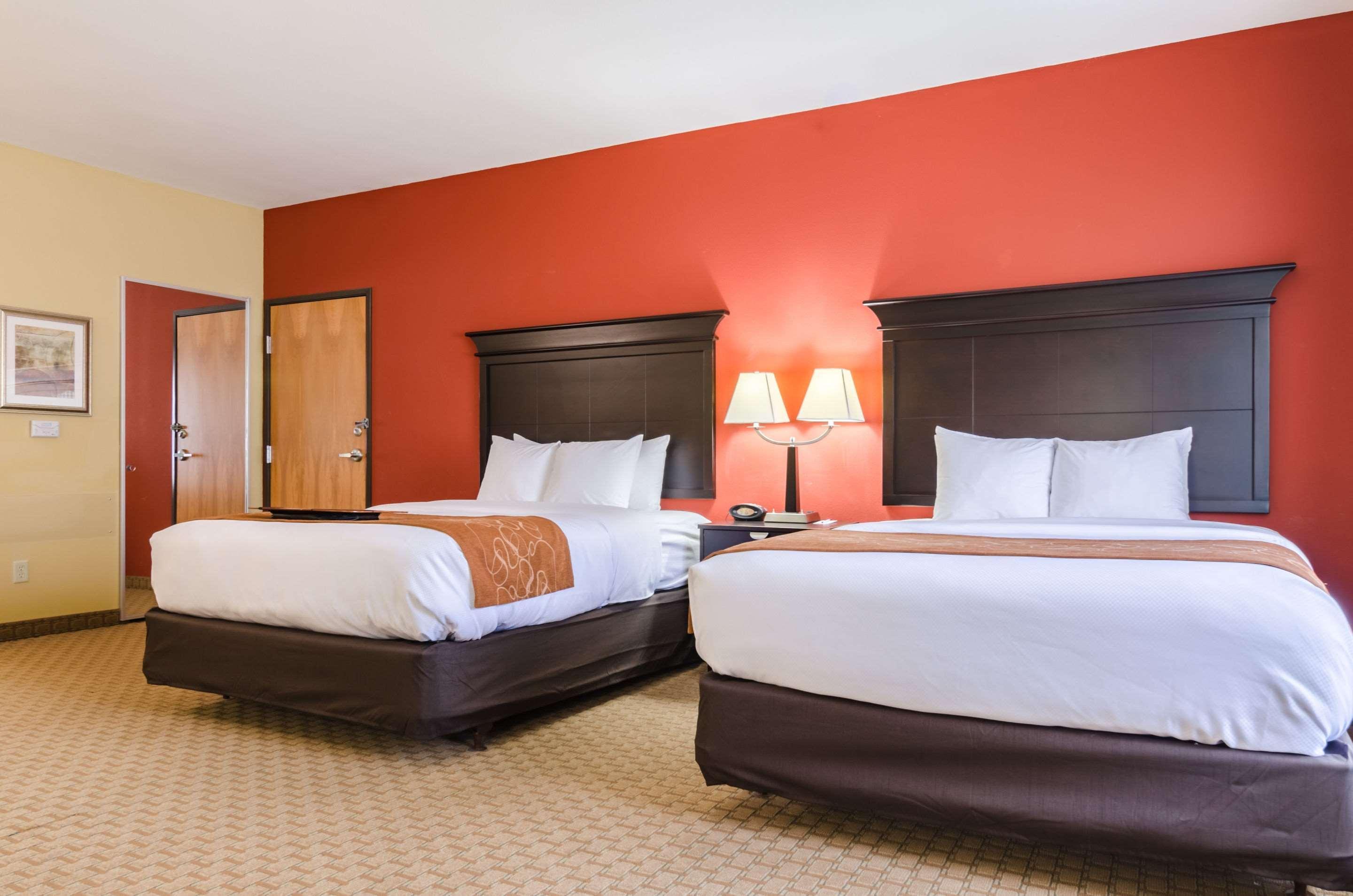 Comfort Suites Salina South Zewnętrze zdjęcie