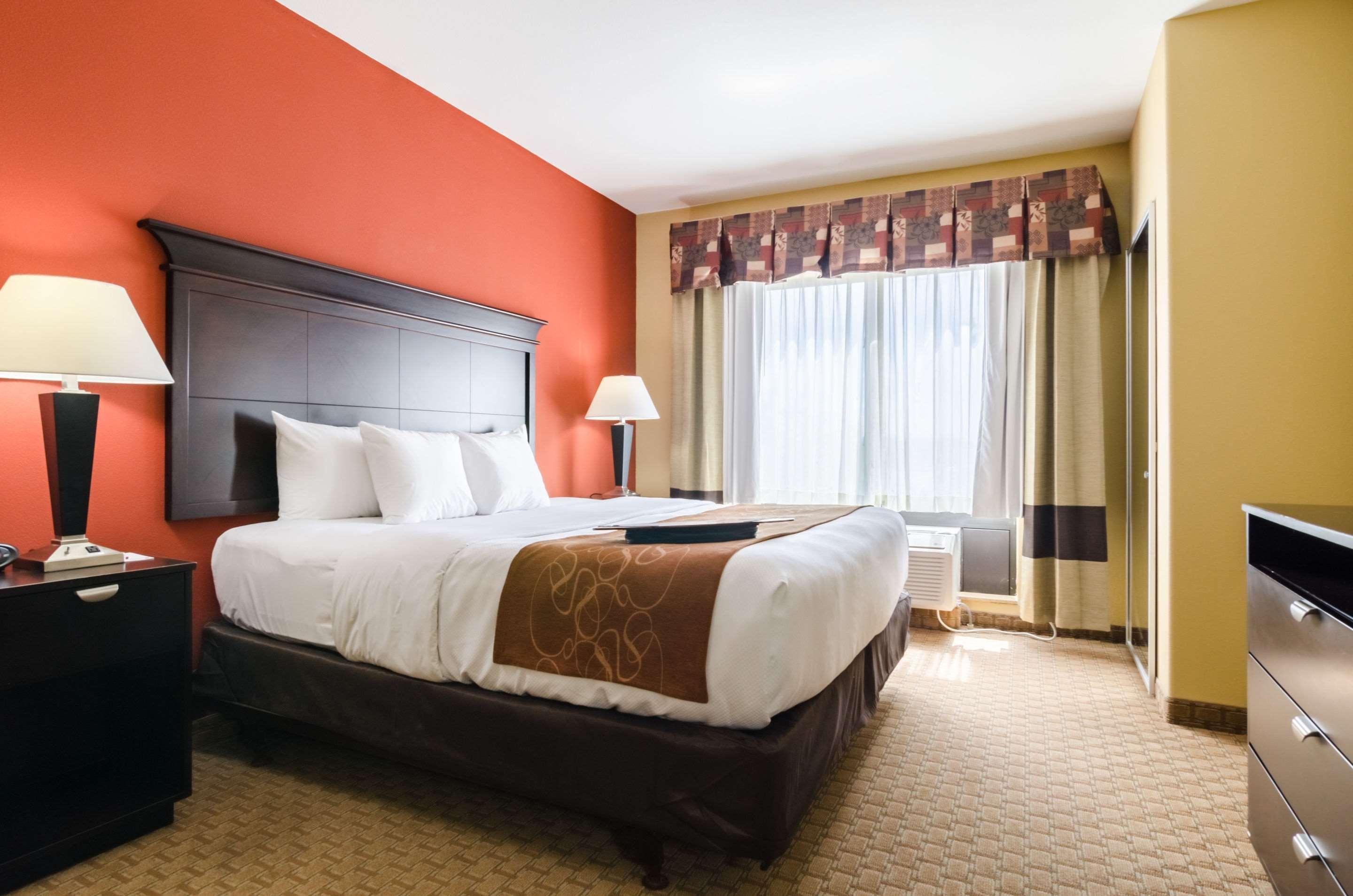 Comfort Suites Salina South Zewnętrze zdjęcie