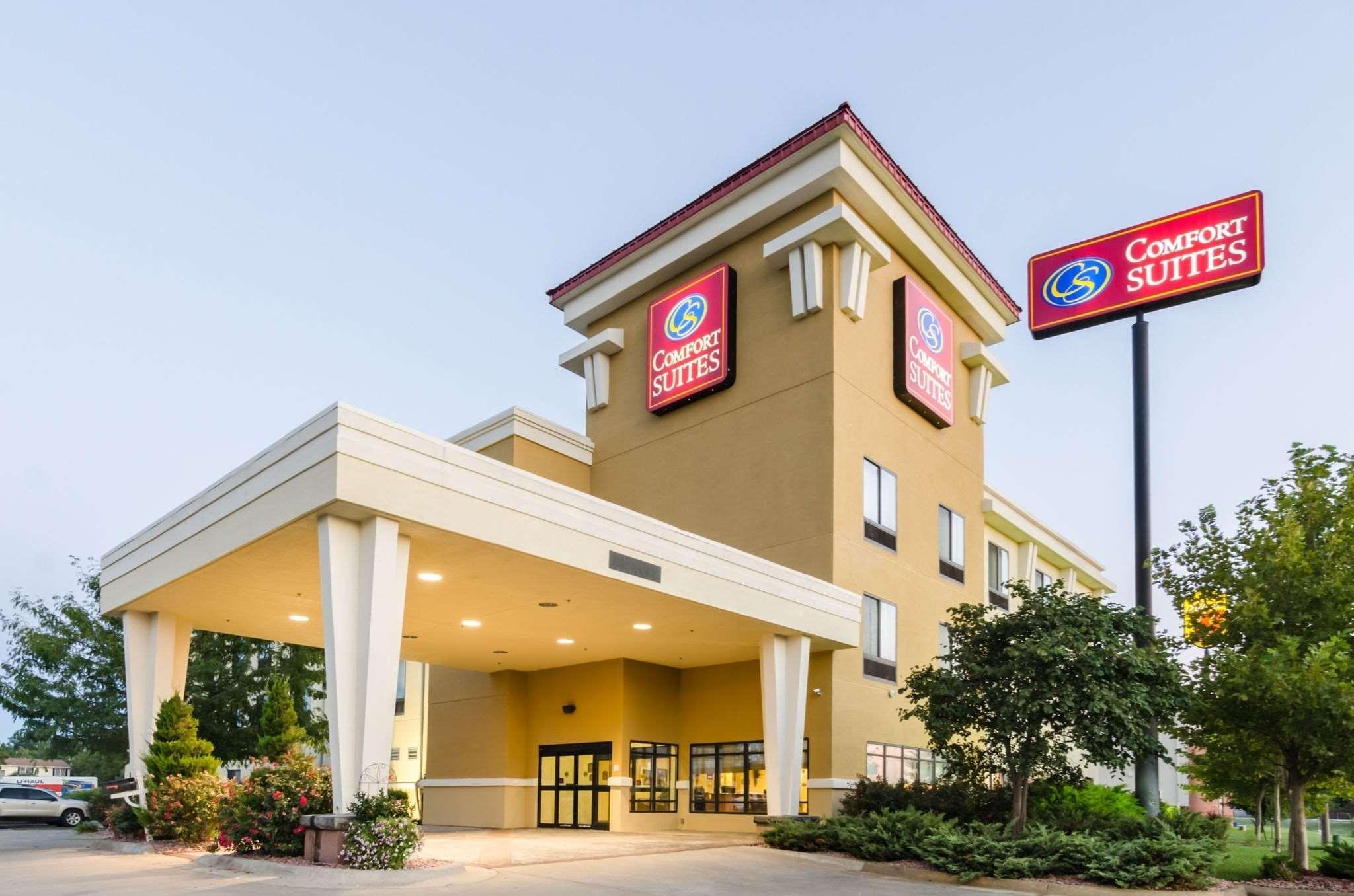 Comfort Suites Salina South Zewnętrze zdjęcie
