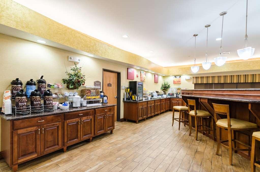 Comfort Suites Salina South Restauracja zdjęcie