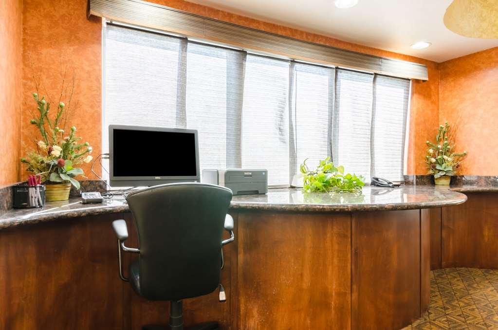 Comfort Suites Salina South Udogodnienia zdjęcie