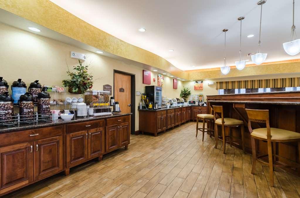 Comfort Suites Salina South Restauracja zdjęcie