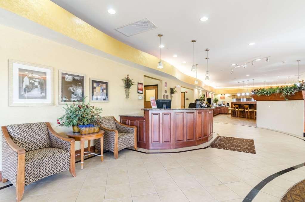 Comfort Suites Salina South Wnętrze zdjęcie
